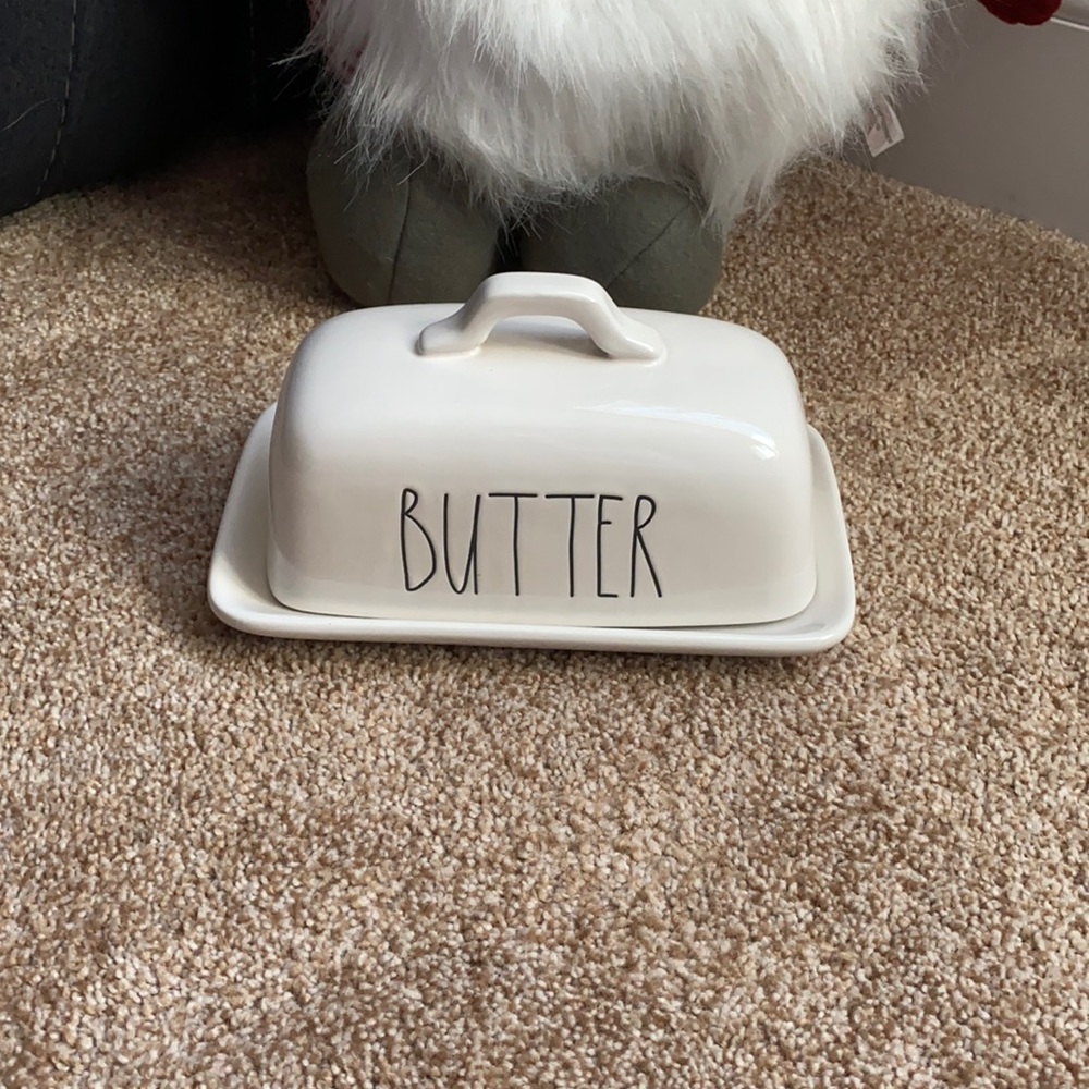 Rae Dunn butter dish